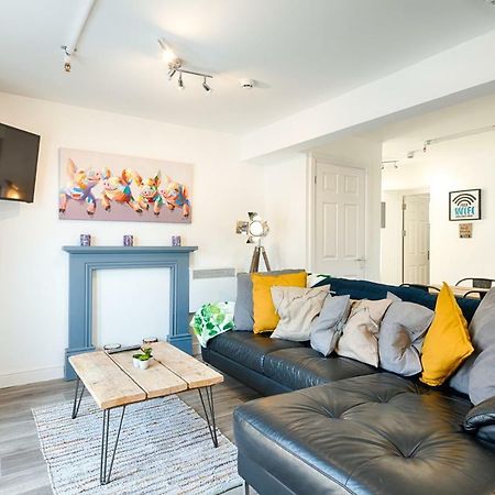 2 Ensuites, Garden, Smart Tv'S In All Rooms! Swansea Exterior photo