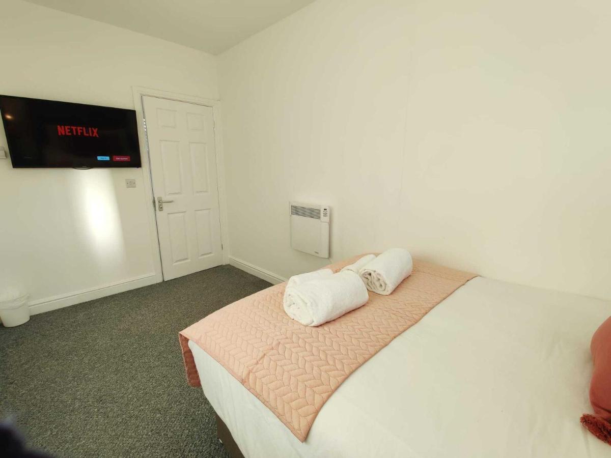 2 Ensuites, Garden, Smart Tv'S In All Rooms! Swansea Exterior photo