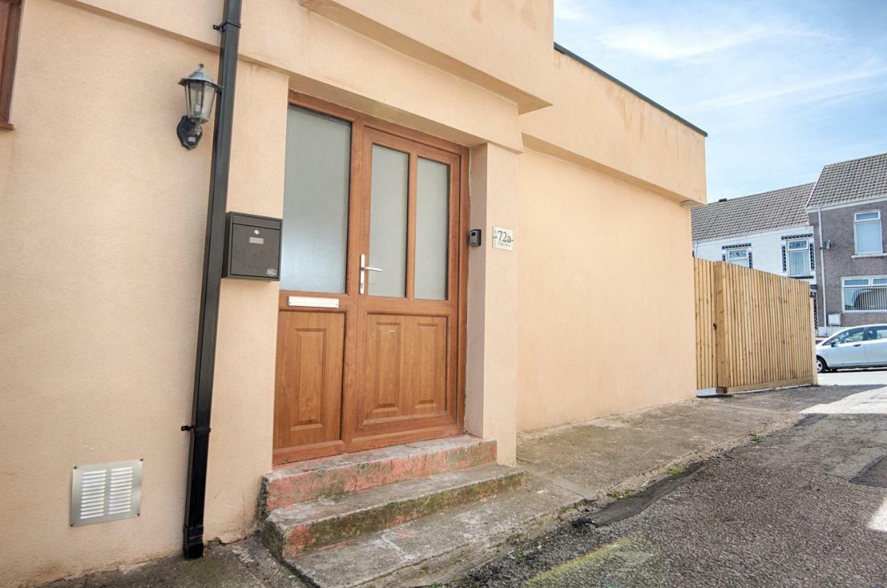 2 Ensuites, Garden, Smart Tv'S In All Rooms! Swansea Exterior photo